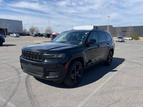 JEEP GRAND CHEROKEE 2023 1C4RJKAG5P8814636 image